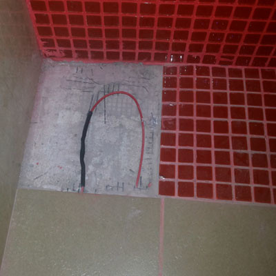 Ремонт кабеля под одной плиткой